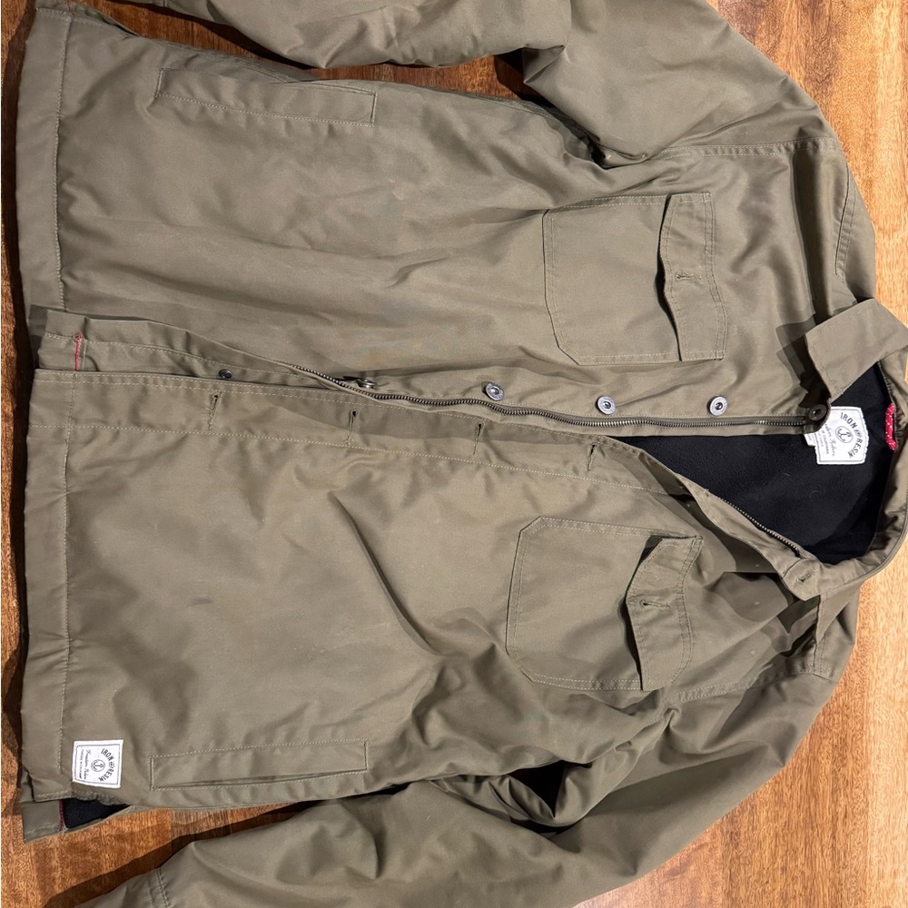 Iron & Resin Donner shirt jacket size large